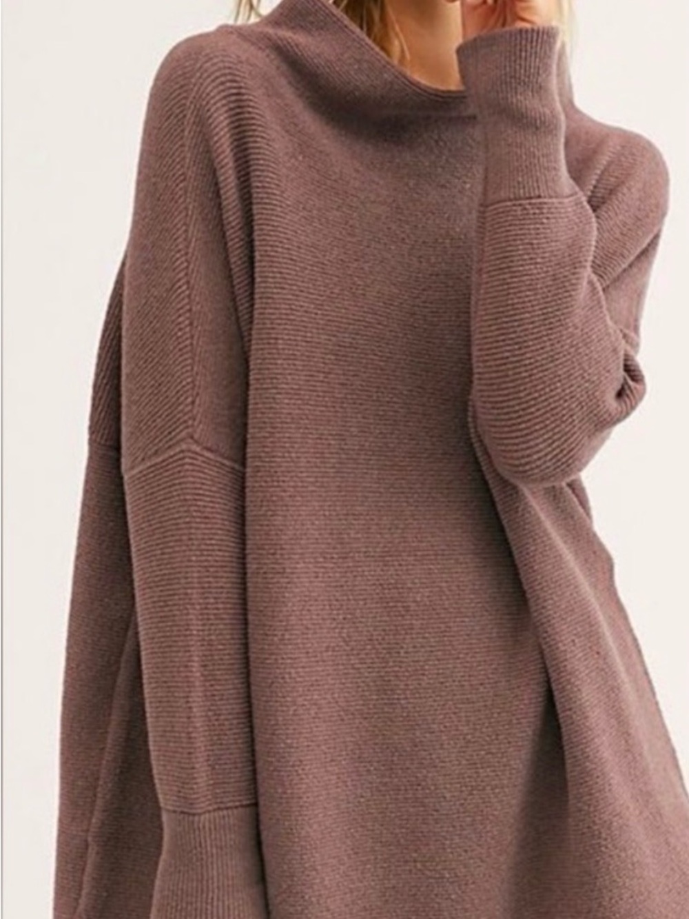 Free People Ottoman Slouchy tunic Sweater in Nutmeg taupe